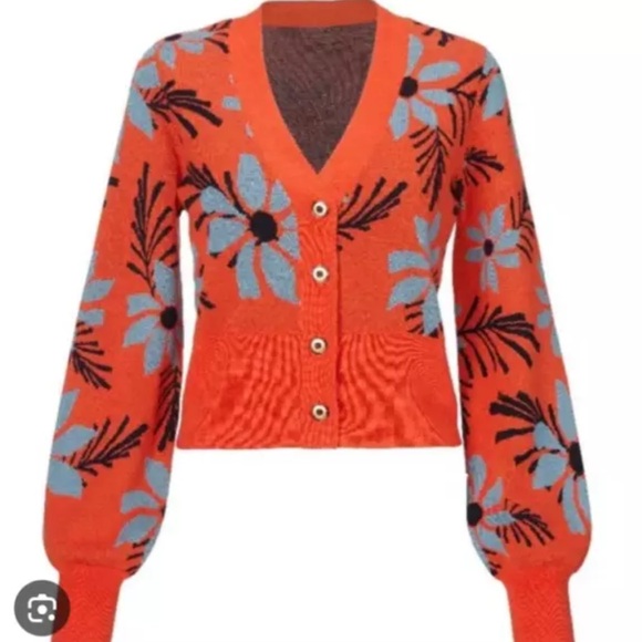 CAbi Sweaters - Cabi Cartigan